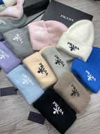 BEANIE HAT IN PALE GRAY WOOL 108746
