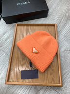 BEANIIE HAT IN CARROT ORANGE WOOL 335036