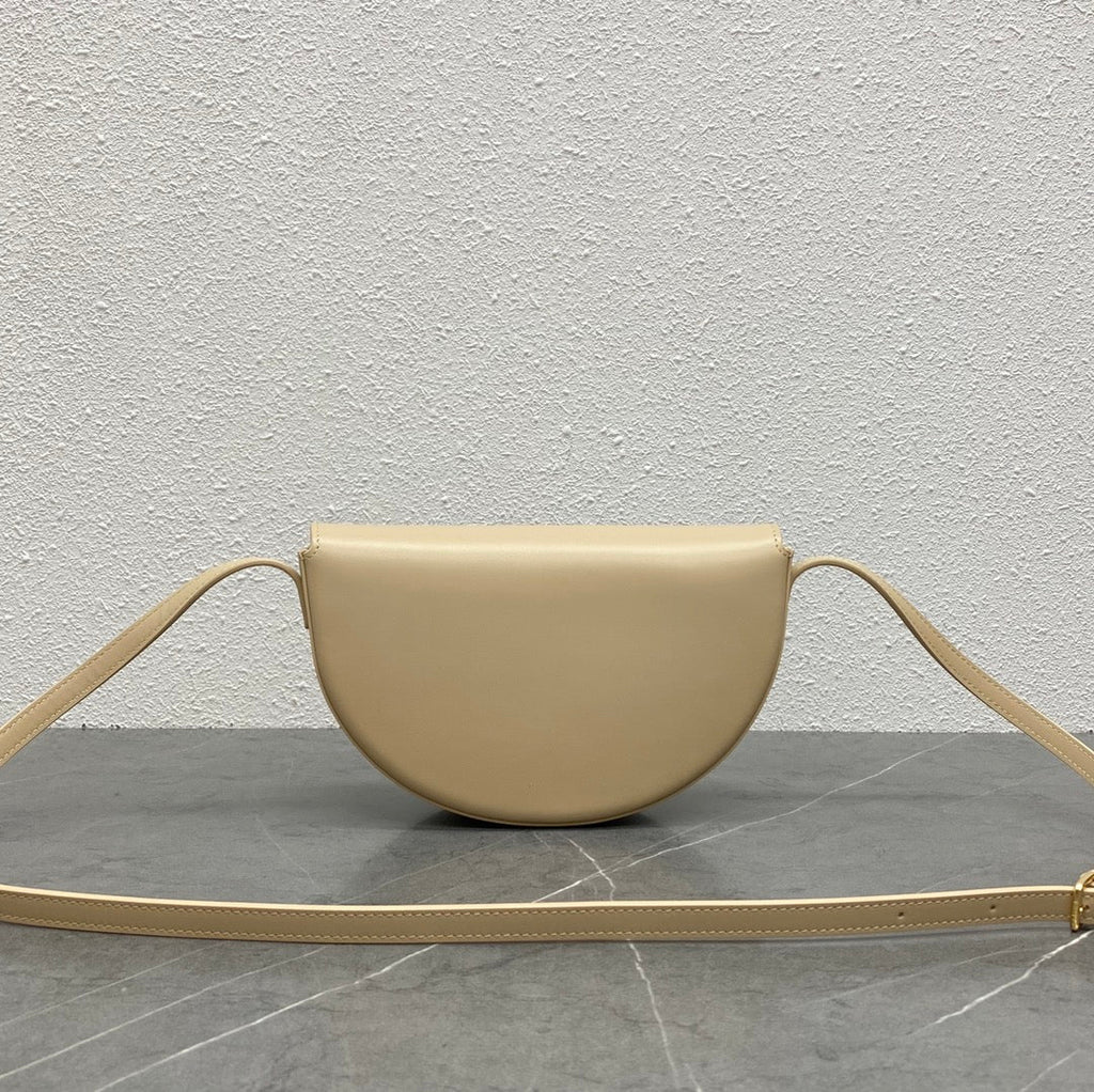 Celine Besace Cuir Bag Triomphe Beige Calfskin