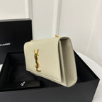 KATE 20 SMALL IN CALFSKIN WHITE WITH GOLD LOGO