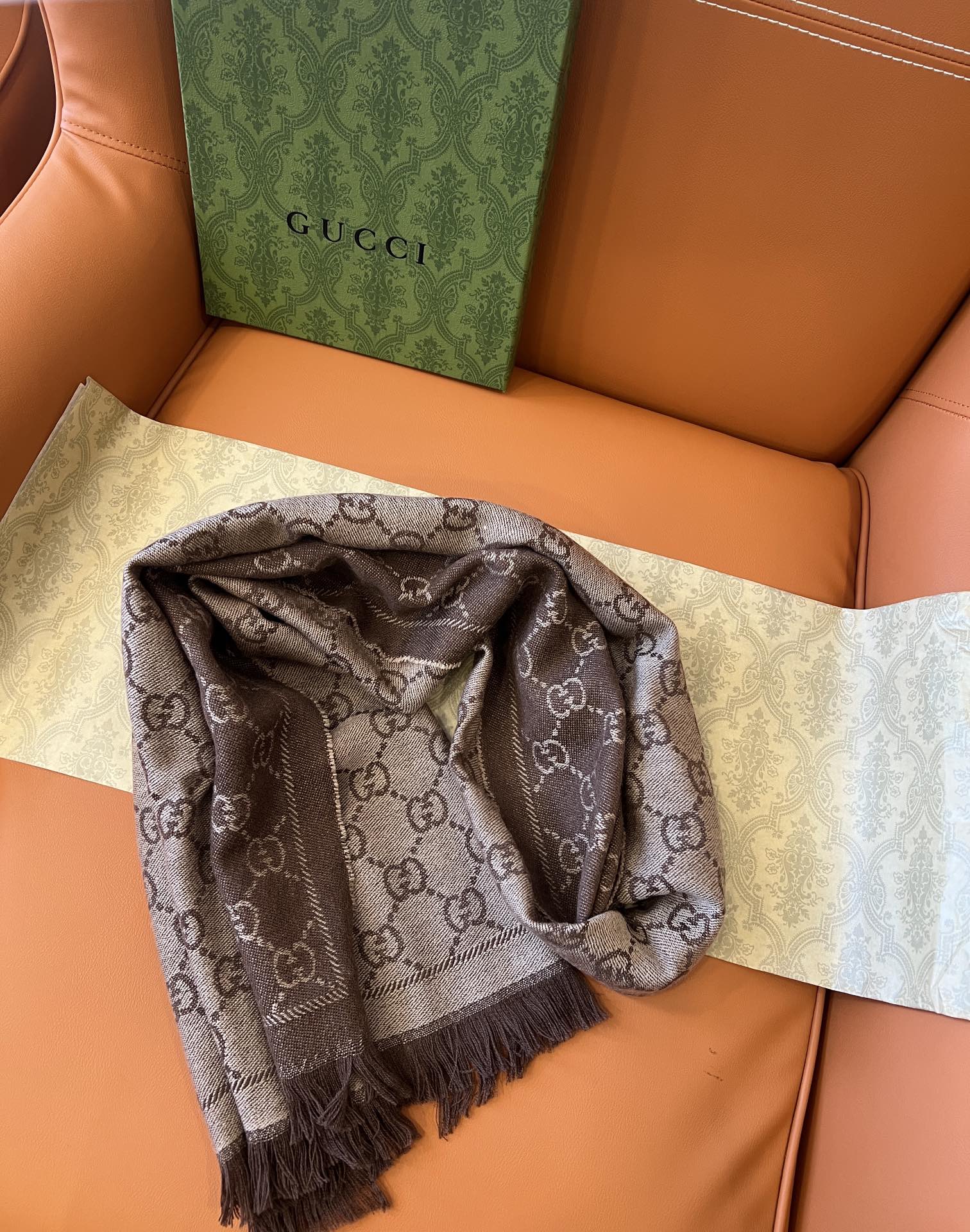GUCCI 25S SCARF 180 IN WOOL 644859
