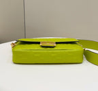 BAGUETTE WITH FF MOTIF 27 IN LIMERICK SOFT LAMBSKIN GOLD HARDWARE