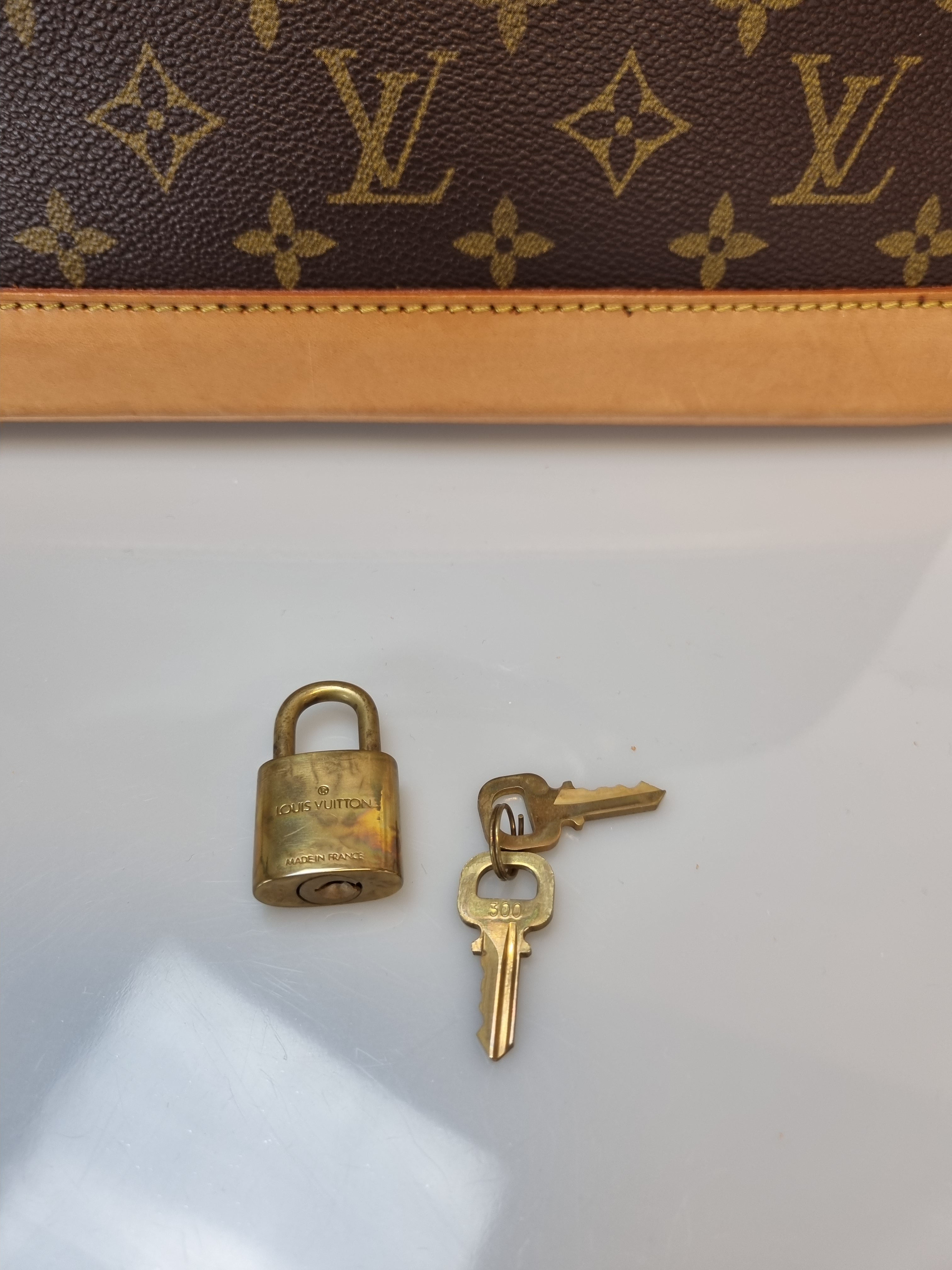 LO-LV bags 11897