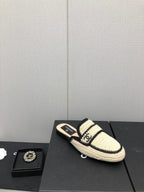 HALF-MULES IN CREAM WOOL WOVEN