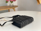 Chloé Woody small tote bag black 26cm calfskin 531235