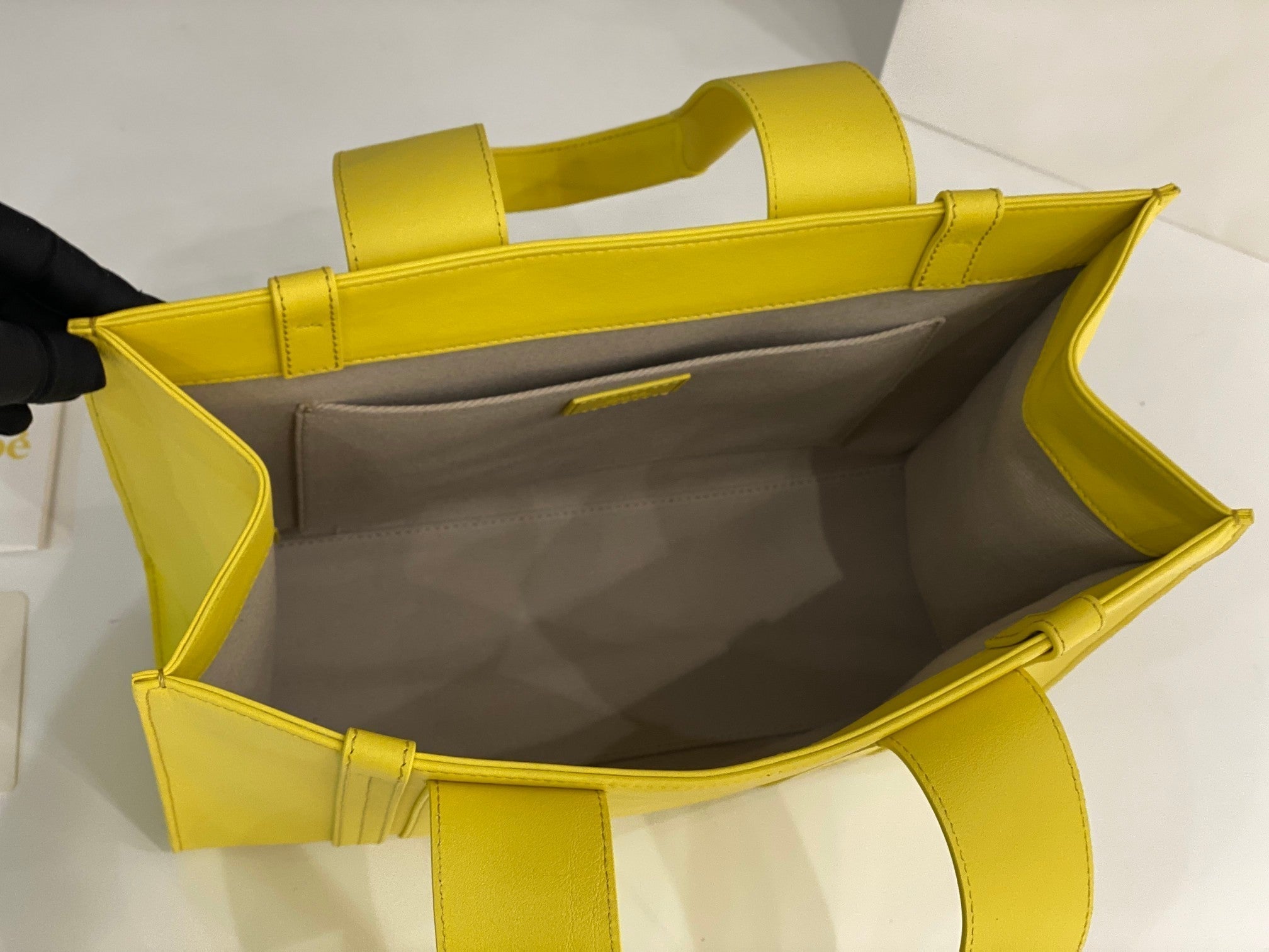 Chloé Woody tote bag 37cm yellow calfskin