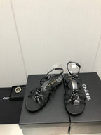 FLORAL FLAT SANDAL IN BLACK LAMBSKIN