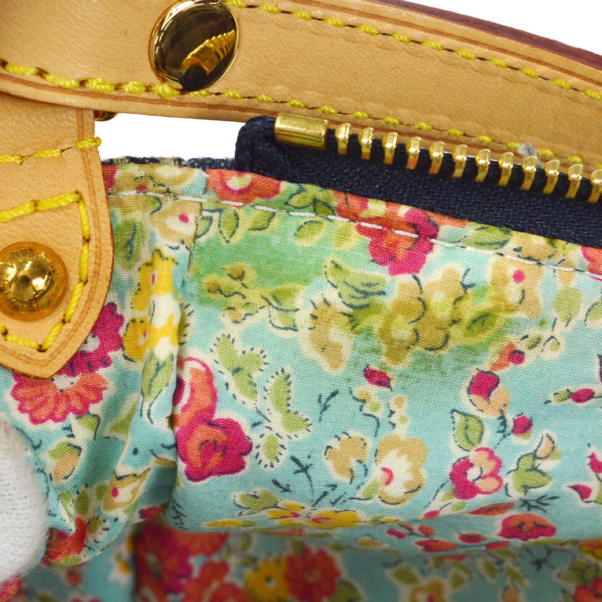 LO-LV bags 7985