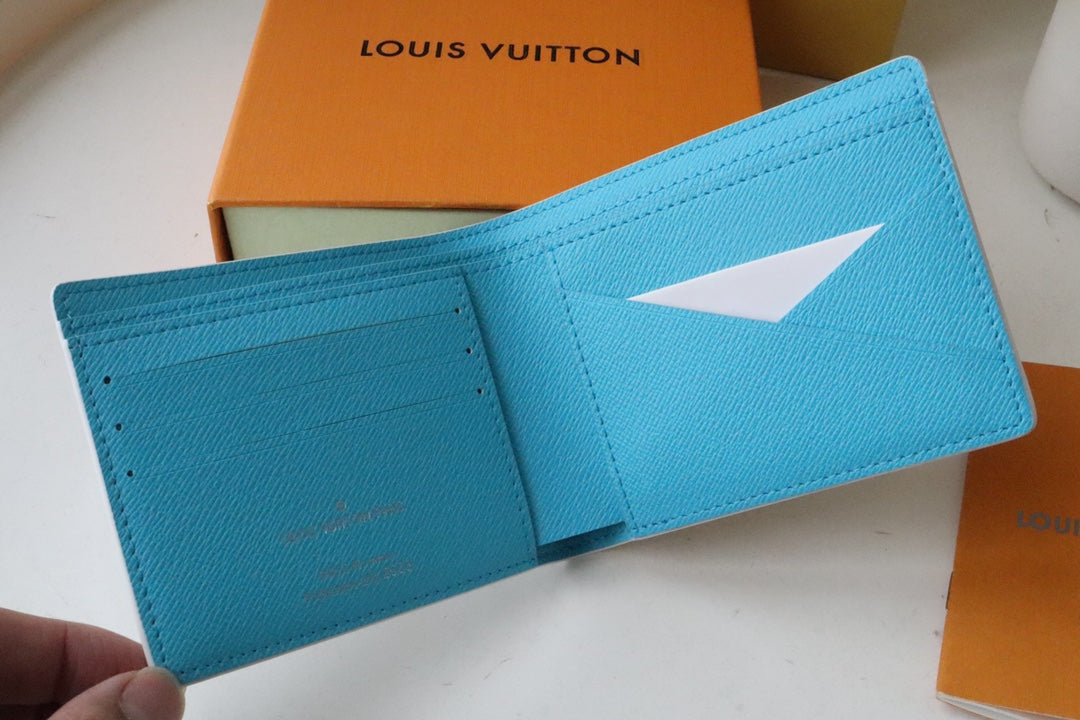 LV Multiple Wallet Monogram Comics Canvas 195896