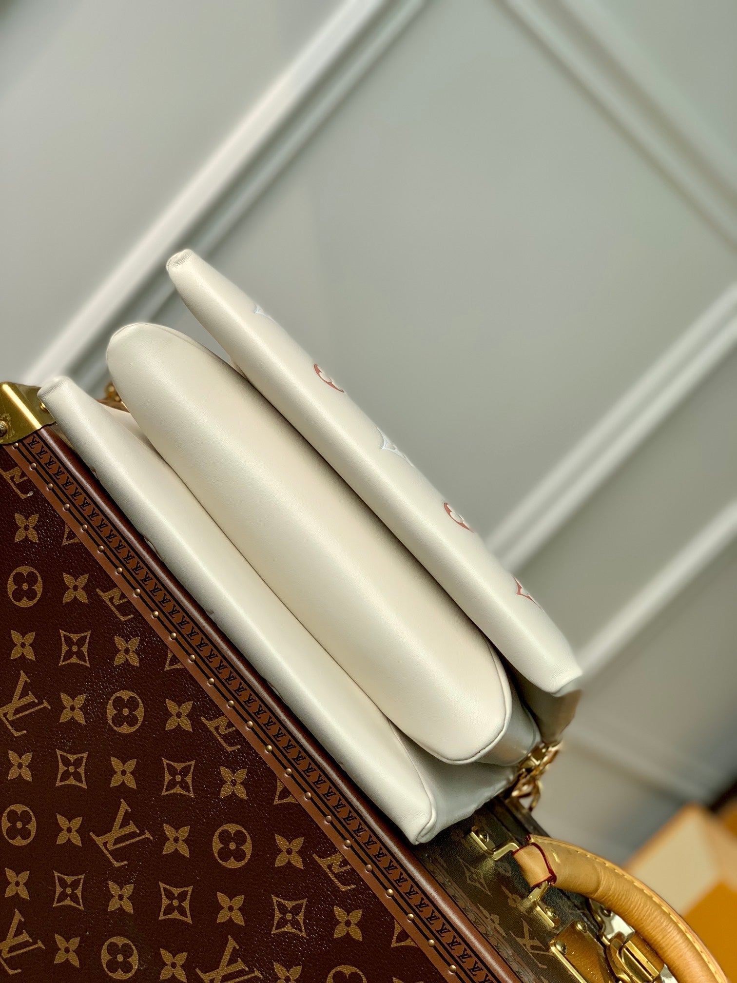 coussin pm 26cm cream red white monogram empreinte calfskin