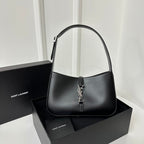 Le 5 a 7 24 Black Lambskin Shw