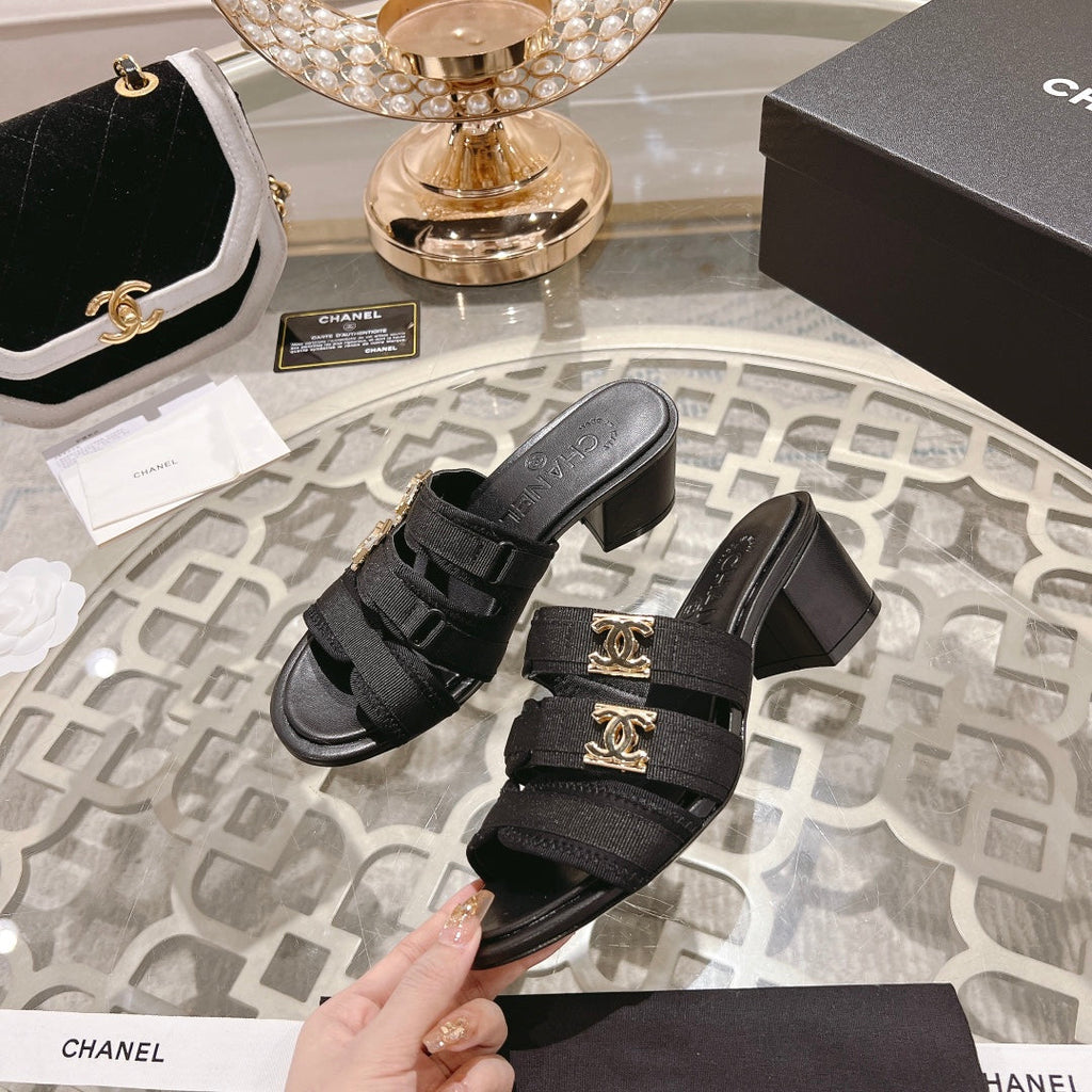 Double C  Xiaoxiang Chain Fabric Head Chunky High Heel Black Lambskin