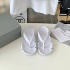 THONG SANDALS IN WHITE RUBBER