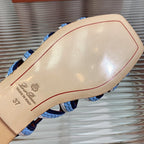 LP SPRIGHTLY CHARMS SANDAL SKY CALFSKIN