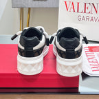 VALENTINO 25S GARAVANI ONE STUD XL PLATFORM SNEAKERS IN WHITE LAMBSKIN AND BROWN CANVAS