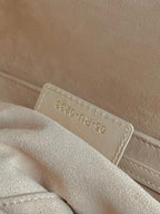 SIGNATURE HOBO 21 BAG IN BEIGE CALFSKIN