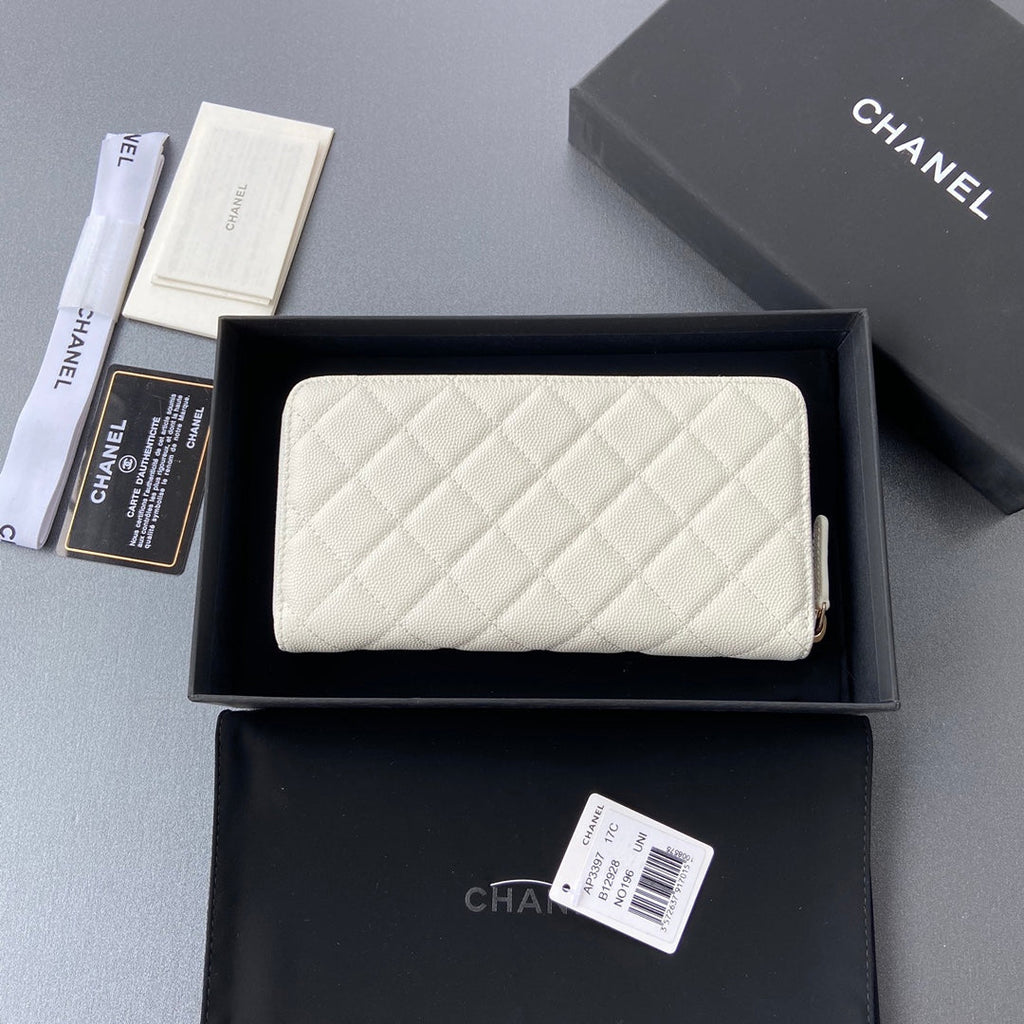 CC A3185 Long Zipper White Caviar Diamond Hardware  229636
