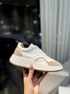 CHLOÉ NAMA SNEAKER IN WHITE LAMBSKIN AND TAN BROWN SUEDE