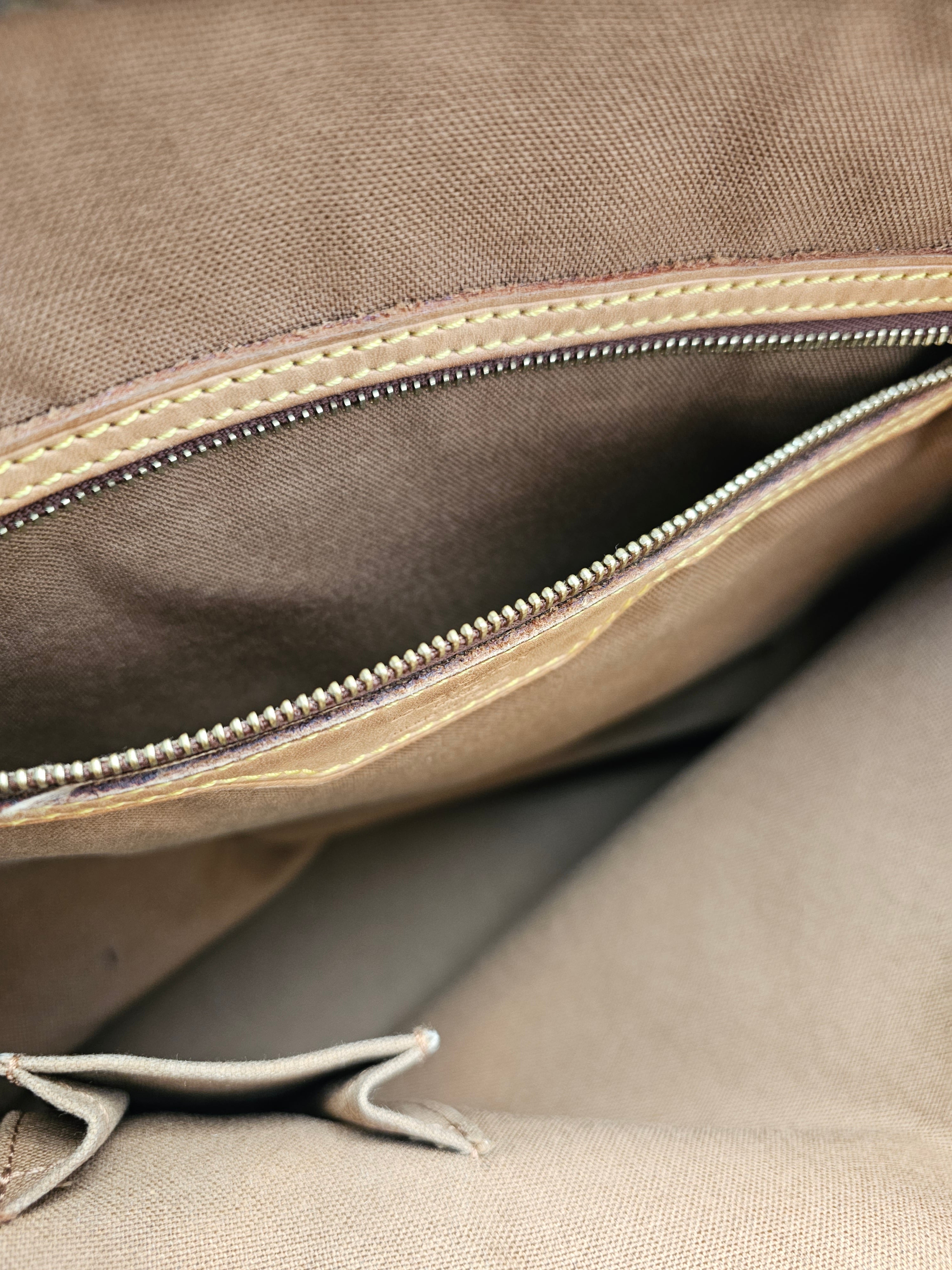 LO-LV bags 9737