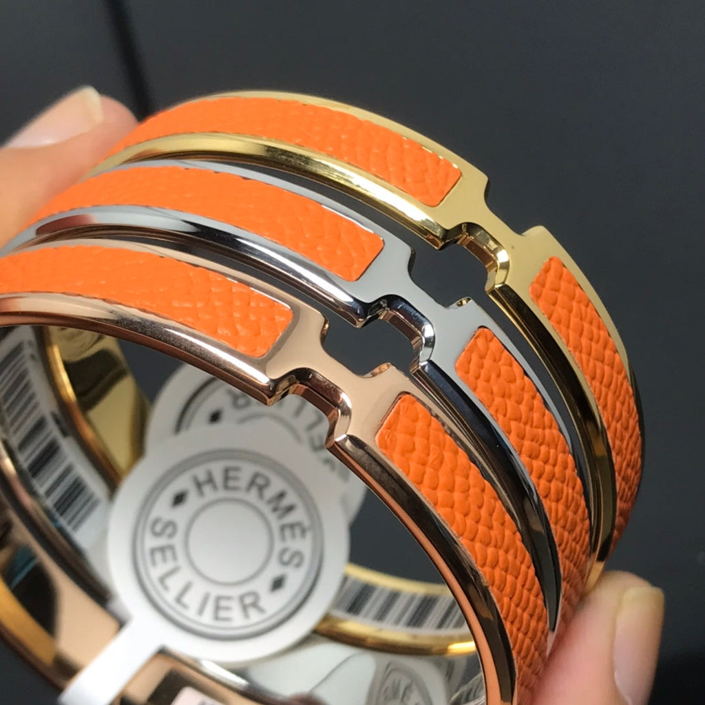 H Pig Nose Orange Bracelet