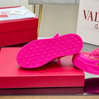VALENTINO 25S GARAVANI ONE STUD XL PLATFORM SNEAKERS IN PINK LAMBSKIN AND FABRIC