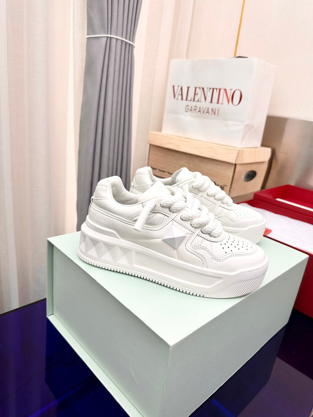 One Stud Garavani White One Stud XL Sneakers