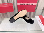 TRÈS VIVIER MARY JANE IN BLACK VELVET CRYSTAL BUCKLE