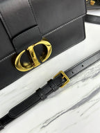 MONTAIGNE 25 BAG IN BLACK CALFSKIN