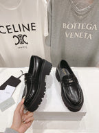 CHUNKY LOAFER IN BLACK POLISHED BULLSKIN