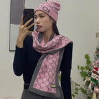 SET CLASSIC SCARF AND HAT IN BABY PINK MONOGRAM CASHMERE 200522