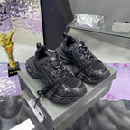 3XL SNEAKER IN BLACK MESH AND POLYURETHANE