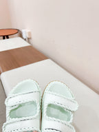 REFINED DAD SANDAL IN WHITE LAMBSKIN