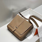 STEVE LIGHT JUNIOR MESSENGER BAG 27 IN ALEZAN TOGO CALFSKIN