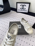 CASUAL SHOES IN GREY LAMBSKIN