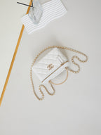 CHANEL 25S MINI VANITY BAG 16 CM IN WHITE LAMBSKIN WITH CRYSTAL-EMBELLISHED CC LOGO