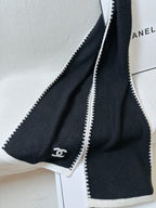 CHANEL 25S SCARF 200 IN CASHMERE 740365