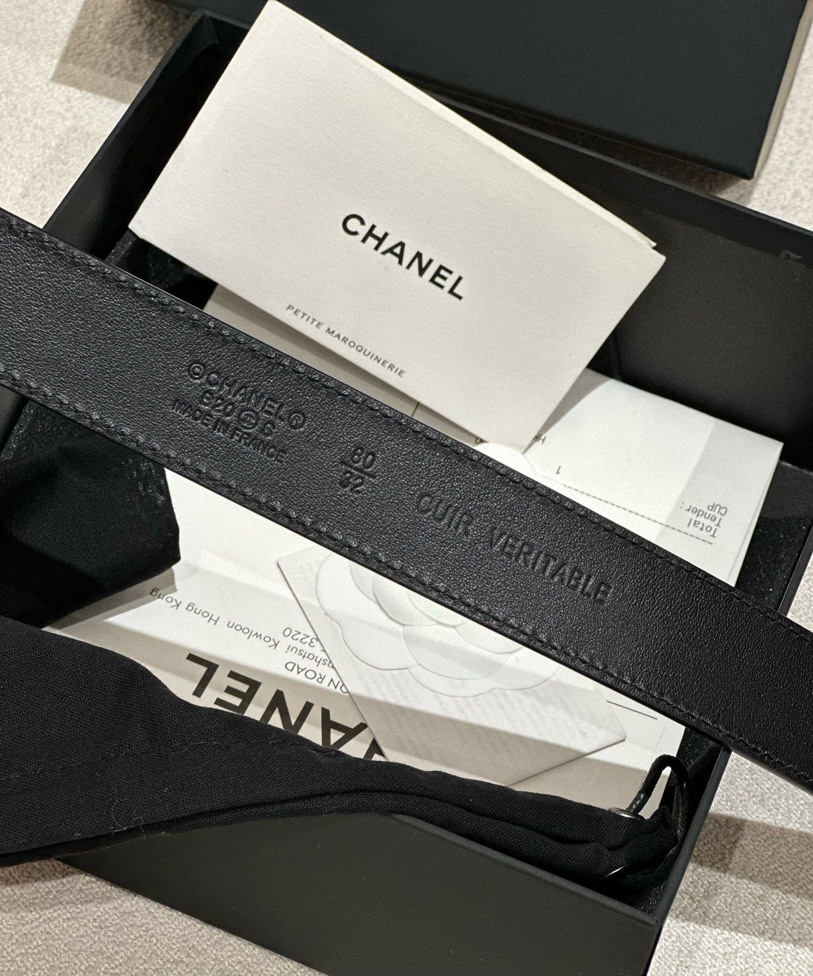 DOUBLE C BELT 30MM IN BLACK CALFSKIN GOLD BUCKLE WITH EMBOSSED CHECK PATTERN