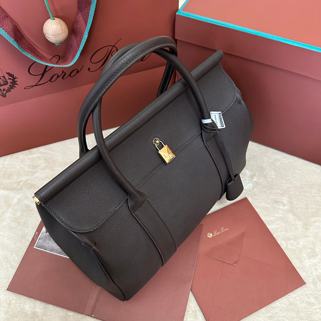 LOOM BAG 32 IN CAFFE BROWN SMOOTH CALFSKIN WITH GOLD HARDWARE