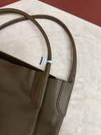 BALE HOBO EXTRA LARGE 40 BAG IN MOCHA BROWN CALFSKIN