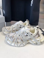 3XL EXTREME LACE SNEAKER BEIGE AND GRAY