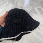 MM BUCKET IN BLACK MESH FABRIC