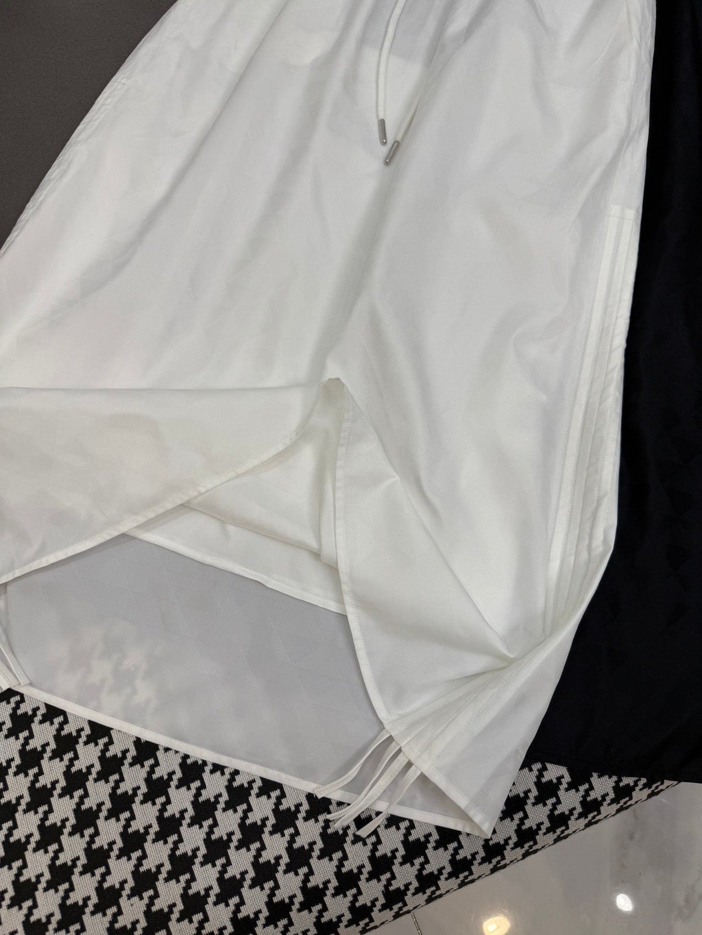 LONGLINE SKIRT STRUCTURED JACQUARD