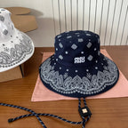 MM BUCKET IN BLACK FABRIC WITH EMBROIDERED PATTERN