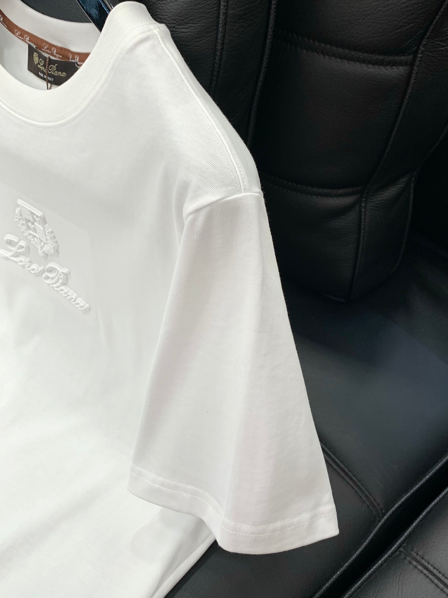 LP T-SHIRT STYLE 40