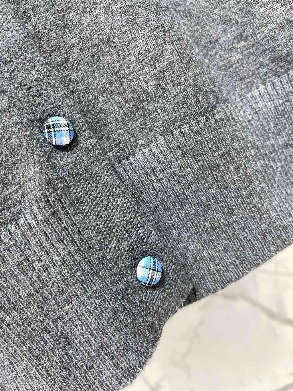 MIUMIU CARDIGAN STYLE 261