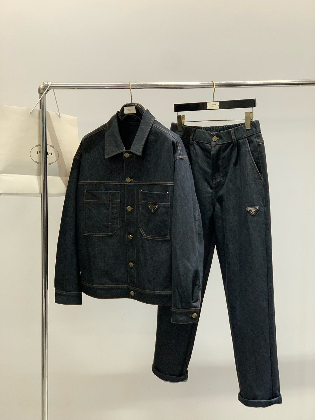 PRADA JACKET STYLE 172