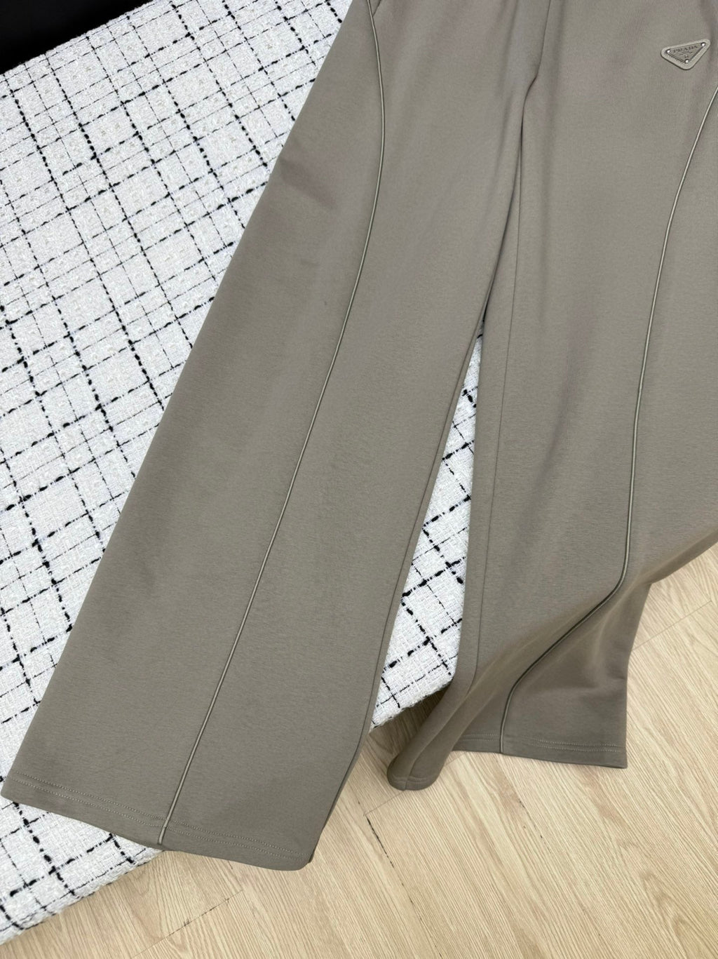 PRADA 25S STRAIGHT-LEG TRORS 329