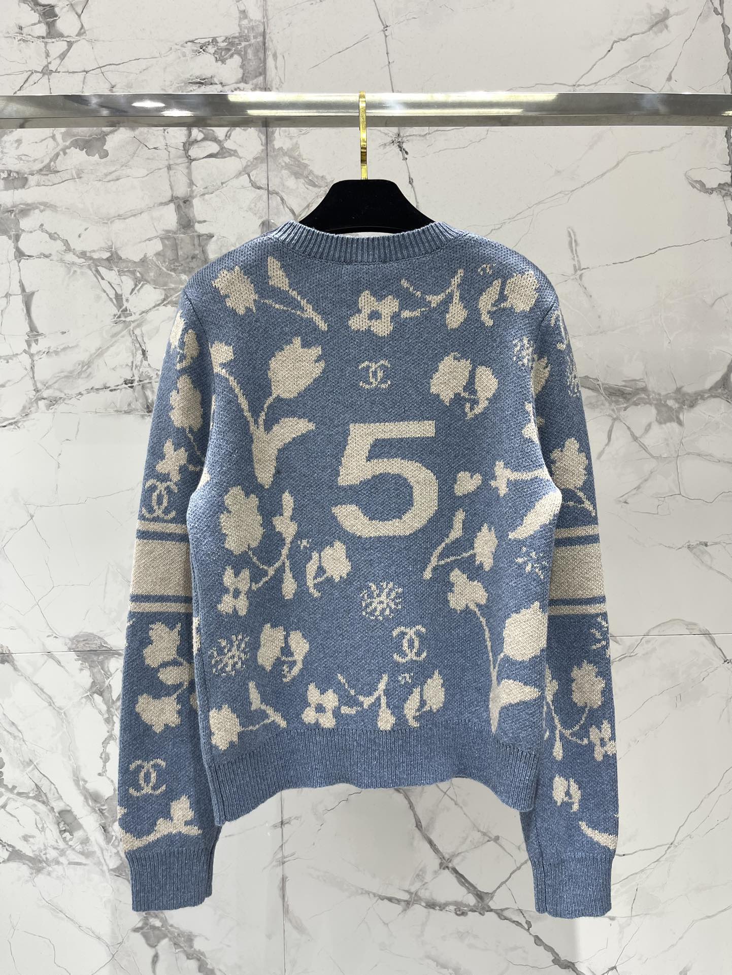 CHANEL 25S CREW NECK SWEATER 461