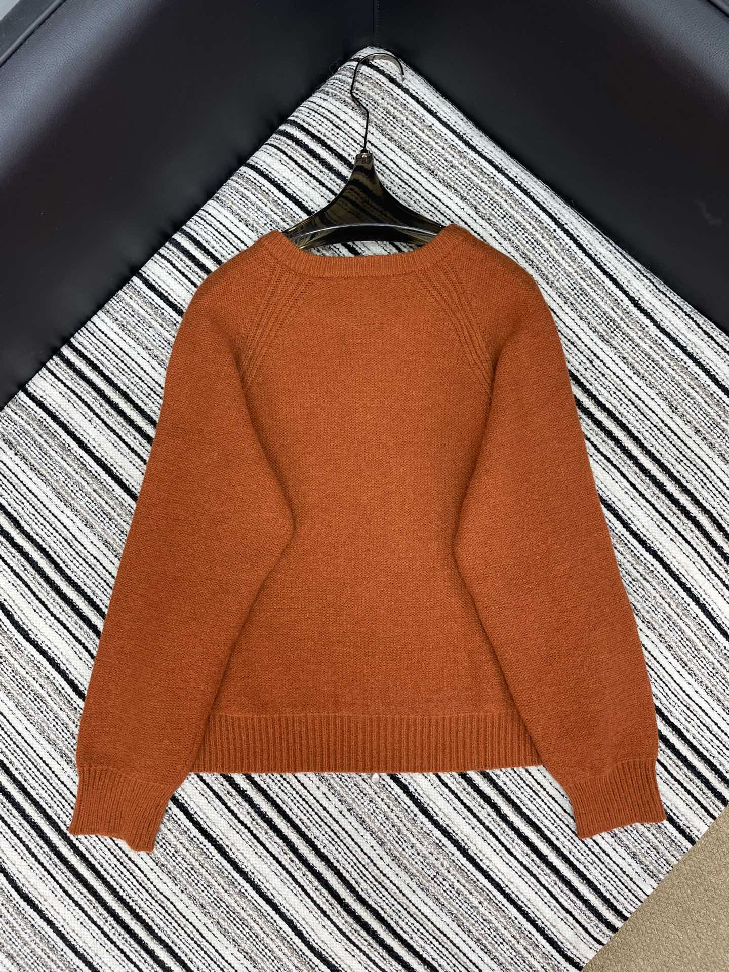 MIUMIU CARDIGAN STYLE 865
