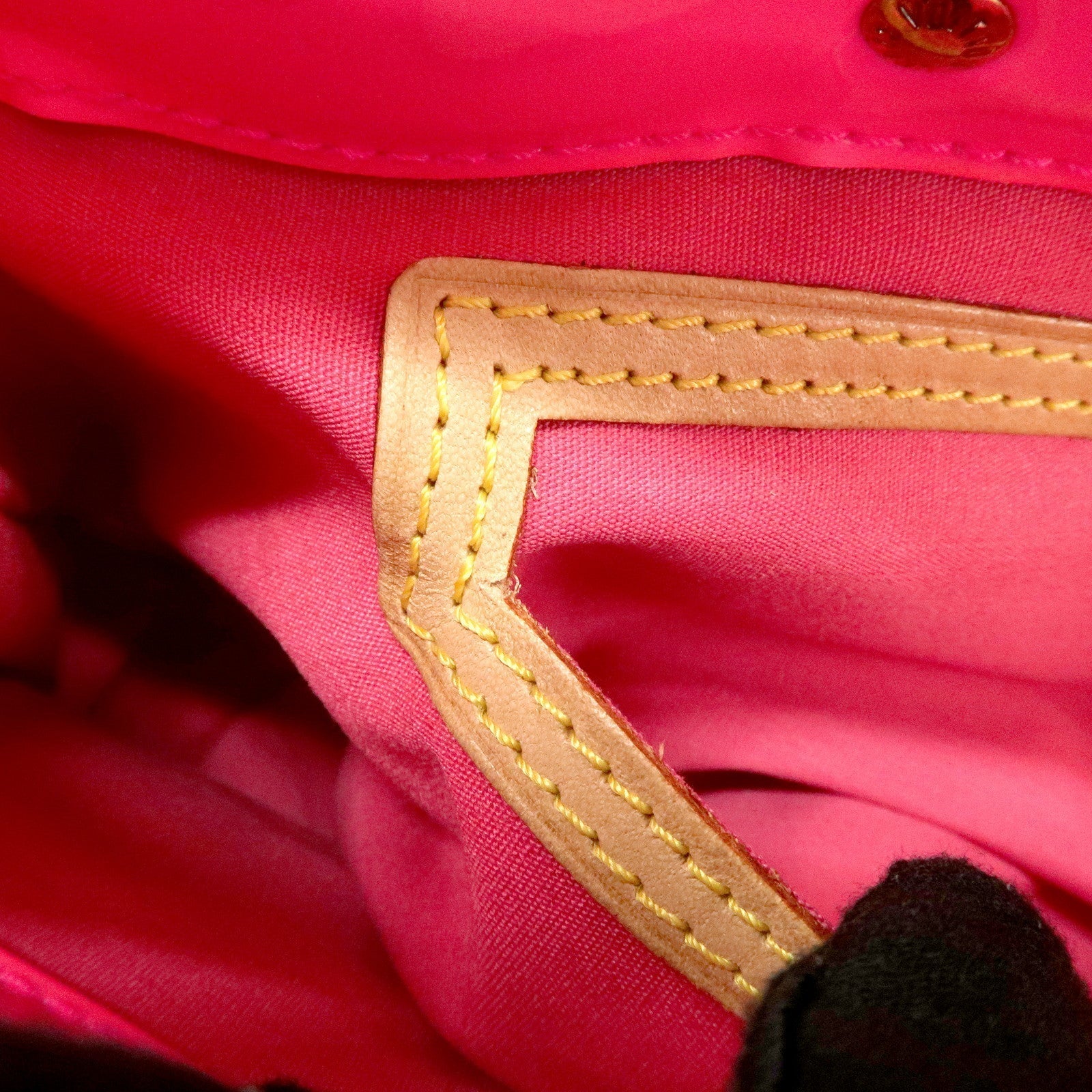 LO-LV bags 3852